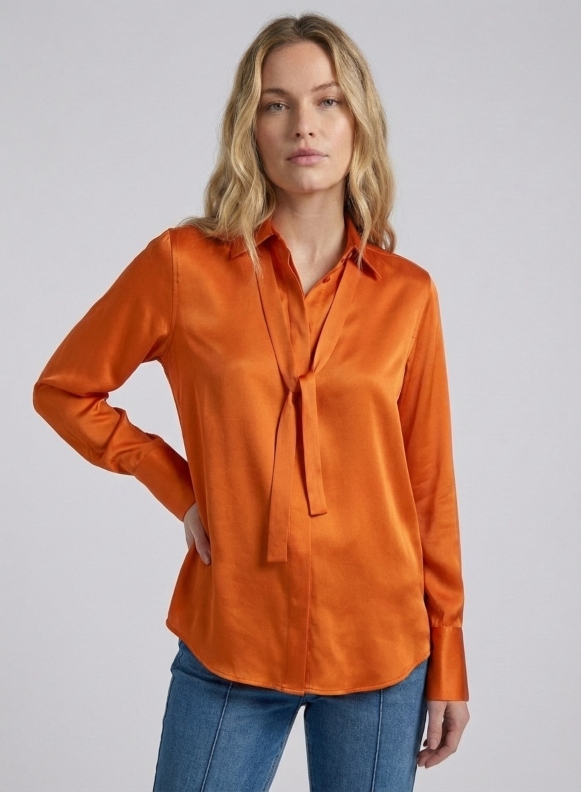 Camisa en seda con lazada - Imagen 2